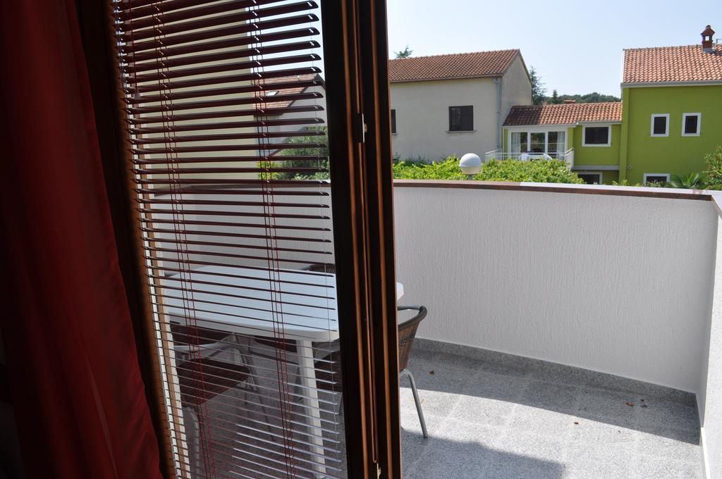 Apartment Drenovica Πούλα Δωμάτιο φωτογραφία